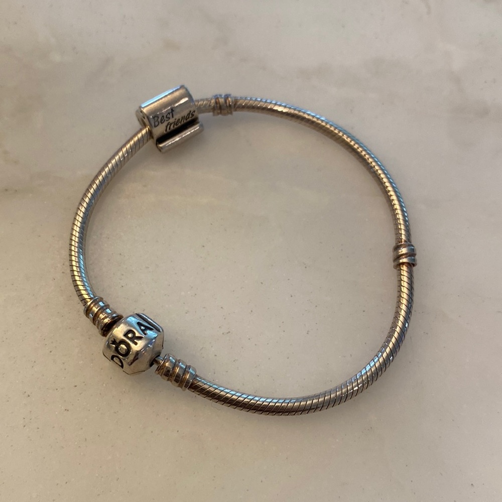 Pandora Moments Snake Chain Bracelet with Best Friends Charm